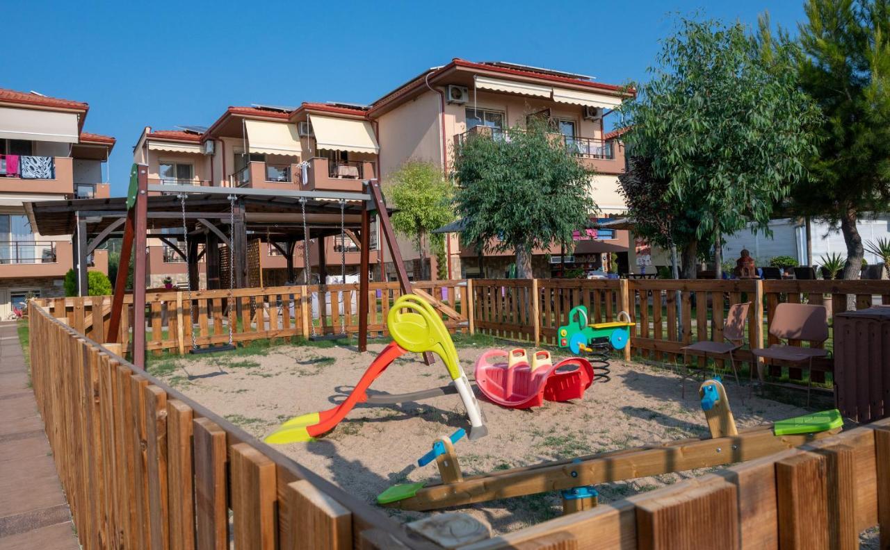 Castro Deluxe Apartment Торони Екстериор снимка