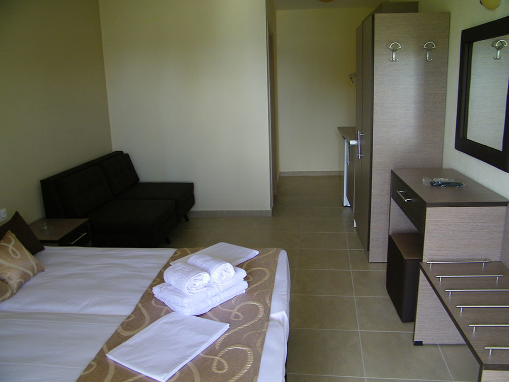 Castro Deluxe Apartment Торони Екстериор снимка