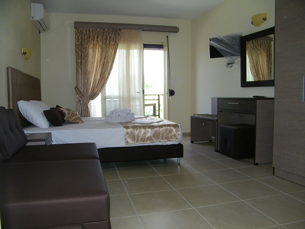 Castro Deluxe Apartment Торони Екстериор снимка