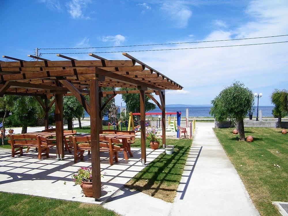 Castro Deluxe Apartment Торони Екстериор снимка
