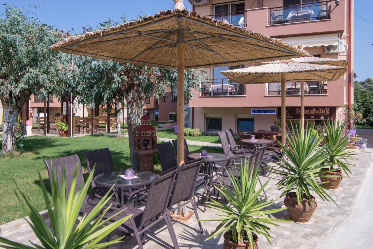Castro Deluxe Apartment Торони Екстериор снимка