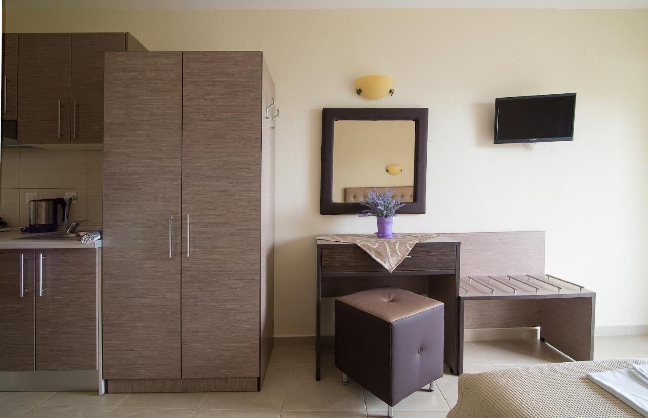 Castro Deluxe Apartment Торони Екстериор снимка