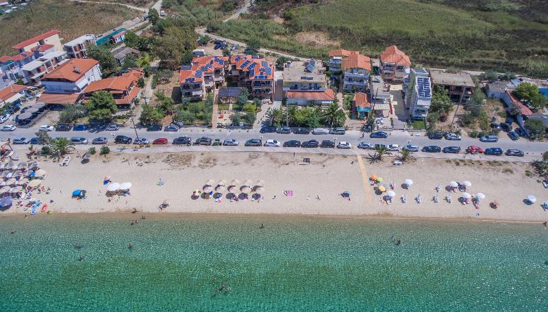 Castro Deluxe Apartment Торони Екстериор снимка